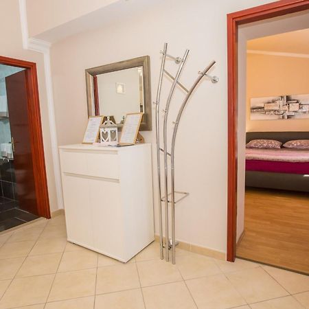 Villa Michelle Karojba Esterno foto