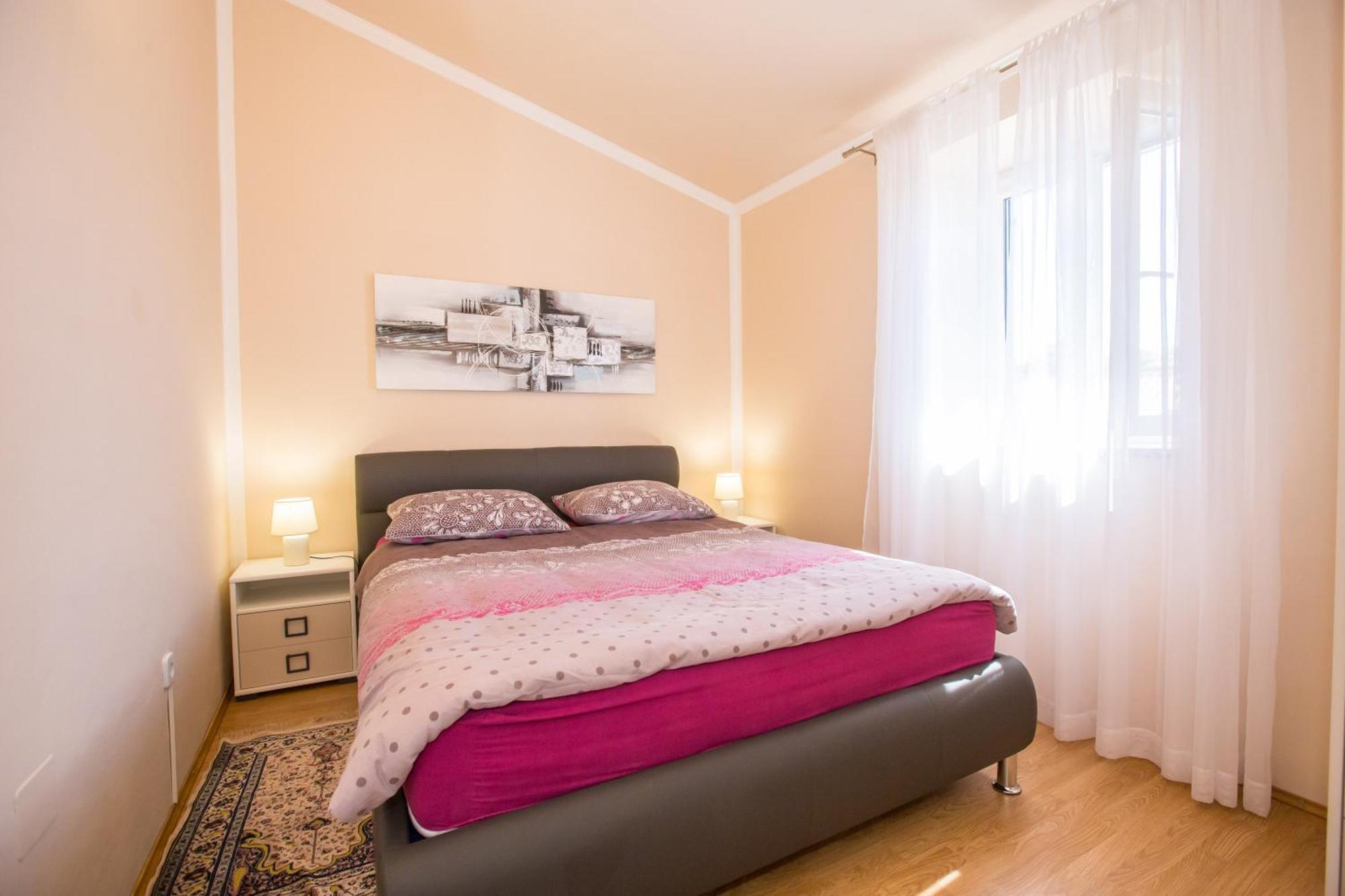 Villa Michelle Karojba Esterno foto