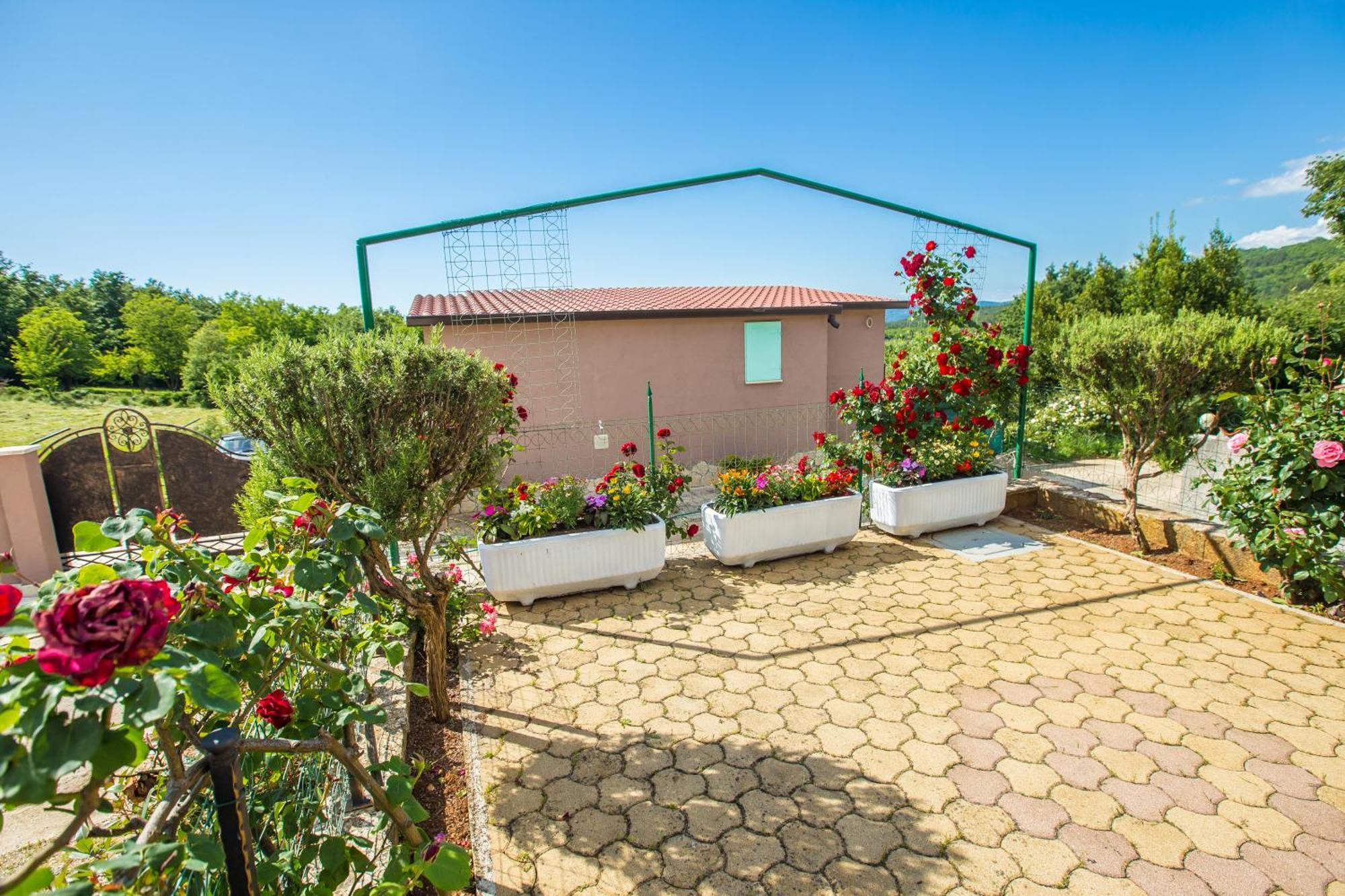 Villa Michelle Karojba Esterno foto